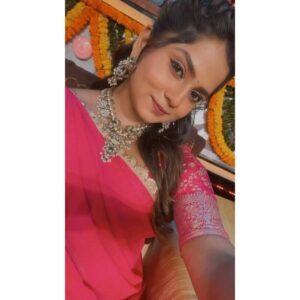 Raksha Gowda Instagram - Happy Gowri Ganesha to all ❤️