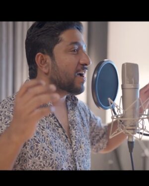 Ranjitha Menon Instagram - From the recording of Thelivaanam! 

Special shoutout to the incredibly talented @vineeth84. 
I am forever grateful to have had the privilege of working with VS on not one, but TWO of my milestone projects.. 
He brought my lyrics to life with his mesmerising voice, making my debut song writing experience truly unforgettable. And fate had it that he was the voice behind my first ever duet as an actor for the song Thoramazhayilum from the film, Saajan Bakery. 

My heartfelt thanks to @padmasoorya for being the music producer of Thelivaanam. At the same time a wonderful co-actor and motivator.  Thank you @nikhil_san_ for your fabulous and soothing composition…! 
Special thanks to our beloved director @rasheedparakkal. Thank you so much @indie_genius_films and Anas❤️🙏💛

#manorajyam #thelivaanam #recording #studio #gratitude #debutsong #lyrics #music #latest #release