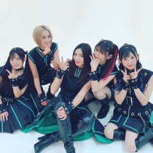 Raychell Instagram - RAISE A SUILEN🎧
1st Album「ERA」

2020.08.19発売日⭐️

RAISE A SUILENを愛してくださっている皆様、いつもありがとうございRAS！！！！！

#バンドリ #RAS #ERA #raiseasuilen #bandori #bangdream #garupa #ガルパ #爆誕記念日