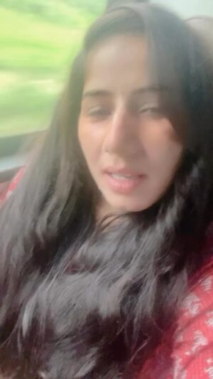 Reeta Mewada Instagram - ♥️Tumse kya kahu #viral #instagram #reels #like #trendingreels #explore follow @reetamewada18