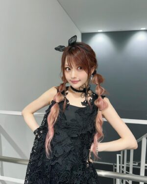 Reina Tanaka Instagram - .
今 AbemaTVクロクル生放送中です💓💓💓
ぜひ見てね〜🙈 ✨
今日の田中れいなはこんな感じ🎀
・‥…━━━☞・‥…━━━☞
#クロクル 
#れーなこーで
#labelleEtud
#musubore