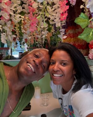 Renée Elise Goldsberry Instagram - Summer’s👏🏾Not👏🏾Over👏🏾 There’s 3 weekends left! Make more ☀️ memories this weekend! 🍉🌊💛 Here are a few moments from mine that didn’t make the grid… until now! 
#SummersNotOver #PhotoDump #GratefulVibes #summerfridays