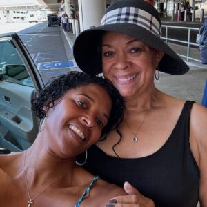 Renée Elise Goldsberry Instagram - Can you please help me wish my mom a happy birthday! 🥳

At EIGHT WON YEARS YOUNG, she’s more radiant than ever! Her faith is her strength and she inspires me to trust The Lord’s guidance. We’re beyond grateful for her and can’t wait to celebrate another amazing year. Happy birthday, Mom! We all love you! ♥️