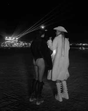 Renée Murden Instagram - In the heat of it #burningman
