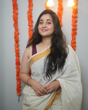 Revathi Pillai Instagram - onam ashamsakal🌻
