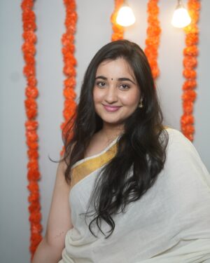 Revathi Pillai Instagram - onam ashamsakal🌻