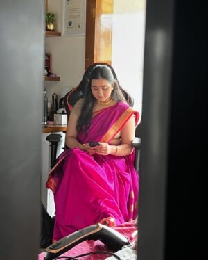 Revathi Pillai Instagram - jevlas ka?