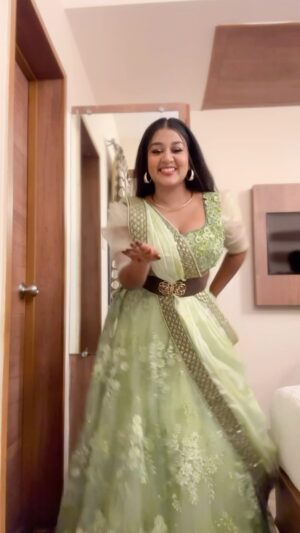 Rhema Ashok Instagram - Transition incoming 🔥

Mua: @rhemas_bellezza_atelier 
Wearing: @sri_senthur_boutique 
Hairstylist: @pavis_aari_makeoverartistry 
Belt: @zoya_fashion_2022
