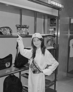 Riho Sayashi Instagram - PARCO CRUISE @parco_official 

At 広島PARCO🤍🐨👟📱🛍️

地元で撮影できて嬉しかったです^ ^