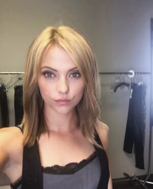 Riley Voelkel Instagram - Freya Flashbacks 🔮✨

Do you remember the episode? 
#theoriginals #alwaysandforever #fanfriday