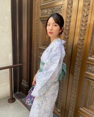 Riria Kojima Instagram - 🫣😐😏

相変わらず夢を
よく見るんだけど

目覚めた世界が
心地よくて🎐

寝起きもなんだか
前より健やかでございます。

ありがたい。💤

睡眠てほんとに大事
だよなぁ

あとは夢の内容だな~