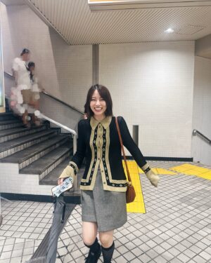 Riria Kojima Instagram - にこにこまる☺️

夏も終わるようで
虫の音も変わってきましたね~

🕰️🌿

今年の夏は

初めまして、な
いろんな柔らかな幸せに触れ

楽しいに埋もれ

写真のように
口角が死ぬほど上がっておりました👍🏻

ありがとう。

ありがとうございます。

👼🏻

チャージ完了~

まだまだ楽しんで頑張っていきます。