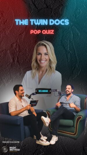 Rita Andrade Instagram - Sexta feira 13. Chegámos ❤️‍🔥. 
Aqui está o nosso Primeiro Episódio da 1ª Temporada do #PopQuiz. Fizemos com muito amor, diversão & cumplicidade. Esta temporada foi muito especial para nós. Gravamos com amigos nossos que não hesitaram quando convidamos. 
3,2,1 ….. IT’s LIVE, com as honras da casa a pertencerem à nossa nutricionista , the one & only @ritaandrademindeat 

#TheTwinDocs #PopQuizz #Medinfluencer #Talk #Tv #Podcast #FirstSeason

*Ficha técnica*
Conceito: @TheTwinDocs 
Script: @TheTwinDocs
Gravação & Producao:  @basicmethod_bs / @tomasmelogoncalves 
Guests : @joana__nobre @moullinex @ritaandrademindeat @filipecorterealmatos @chefchakall