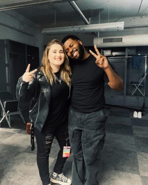 Rosa Linn Instagram - So many memories made in this last month!!! 

Thanks @teddysphotos , @thegr8khalid again and again for having me on your tour🤍 

I’m so proud of the people who were with me this whole time, running around and making sure that I have my best show every night. It’s crazy what we were able to accomplish with such a small team in such a short amount of time! 

Most importantly, I’m so grateful for the love of the audience. Thanks for diving into my music world for 30 minutes and having the best time with me🤍 

Love, Love, Love!!!

P.S. Armenian wine rocks🤘😄