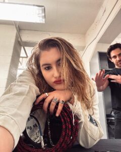 Rosa Linn Most Liked Photos and Posts