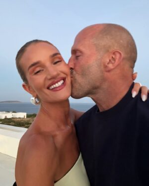 Rosie Huntington-Whiteley Instagram - … Gonna be you
And me
Gonna be everything you
You ever dreamed