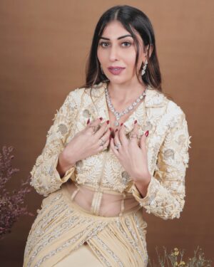 Ruma Sharma Instagram - I can hear your thoughts like a melody 💕
.
.
Shot by - @lsd.photography.official 
Edit by - @sk_photograpahy 
.
#designerlook #designershoot #designerwearinspiration #fashionshoots #rumasharma #aestheticpost #aestheticphotography #fashionlookbook #designerwear