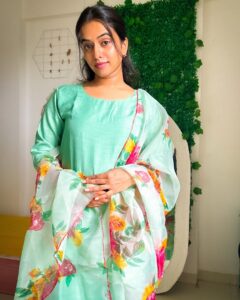 Actress Rupali Wakode HD Instagram Photos and Wallpapers August 2024