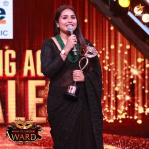 Salma Arun Instagram - Best Supporting Actor Female (Fiction) - #Salma 😍❤️‍🔥 #NowShowing #9thAnnualVijayTelevisionAwards #VTA #VijayStars #VijayTelevision #VijayTV
