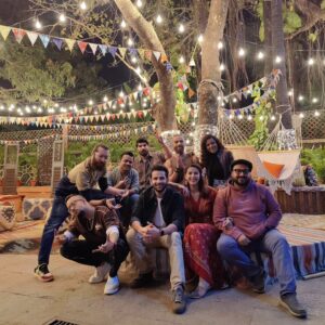 Saloni Khanna Instagram - #KRDiaries 

Iss route ki sabhi linein mast hain.
Hasi-khushi during Khalbali. 
With my amazing players - EPR, Auritro, Kumar Varun, Ahmer, Varun Bhagat, Sanghmitra, Salonie Patel & Skand Thakur

#Fun #shootlife #Khalbali
#CallCentre #KhalbaliRecords #WebSeries
#KhalbaliRecordsOnJioCinema on the 12th September 

P.C. @prem.kahaniyan