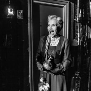 Samantha Barks Instagram - ACCESS ALL AREAS With Samantha Barks ✨

A couple of weeks ago I had the absolute honour of following @samanthabarks around for a show as Elsa in @frozenlondon. It’s something we’ve wanted to do for such a long time but we’ve waited till this moment because she’s a full time performing mum now. I thought it would be special to capture her journey within the show after doing it for almost 3 years and after such a big change in her life. We had so much fun and it was so incredible to see how special this role is to her and with how much power she steps onto the stage.

I also wanted to mention her dresser Ryan who, in his busy track of being her right hand man during the show as he keeps running from side to side with all these amazing costumes and water bottles, made the time to guide me around and explained to me what was going on.

You can watch @frozenlondon till the 8th of September at The Theatre Royal Drury Lane (and I would if I were you)

© Disney | Danny Kaan
