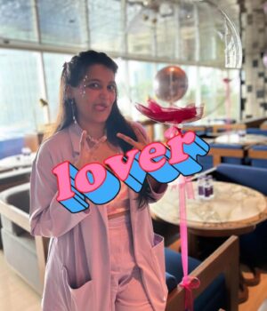 Sanah Kapur Instagram - We got truely “Bejeweled” as my Mishu turned 8 in true Swiftie fashion! 🥳🎶 Here’s to a hella “August” day and to memories That will be remembered “All To Well” ❤️ 

[Taylor Swift, Family, birthday party, sparkles, glitter]