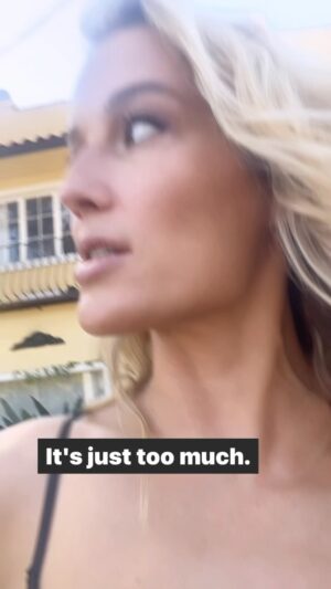 Sarah Dumont Instagram - Too hot for a lotta things today… I’m lovin the heat though ;)