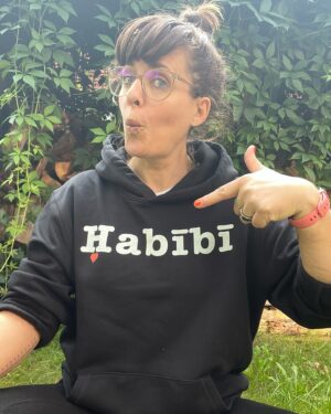 Sarah Kuttner Instagram - 5 Faces of Habibi. ❤️❤️❤️❤️❤️ Wer ist euer Habibi und warum? Shoot!
-
(Pulli by @oakling_softwear)