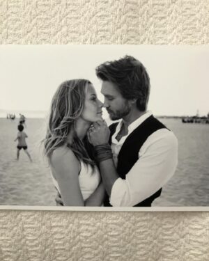 Sarah Roemer Instagram - Happy 10 year anniversary @chadmichaelmurray !!!
I feel like we’ve been put on a slingshot through time. How has it been 10 years already?! 
It’s been more than I could have ever dreamed of. I love our family with my whole heart and soul. Thank you for the most beautiful 10 years together. You are an incredible husband, father, best friend  and so so so much more. I love you forever. I’m beyond grateful to share this beautiful life with you and our babies. The best decade by far. I only wish I could slow down time. 🫶🏻 @chadmichaelmurray #10yearanniversary #soulmate #mylove #foreveronly