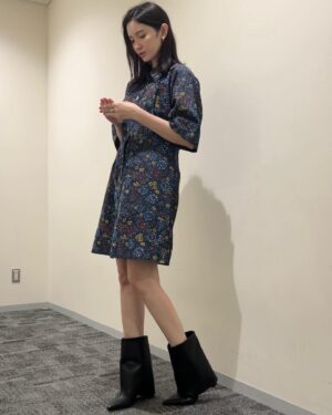 Saya Ichikawa Instagram - こんや「上田と女が吠える夜」、チェーン店を語る回が放送されます！
いちかわはミスド担当。ココナッツチョコレート、チョコリング、エンゼルクリーム、オールドファッションわーい
もし次回があったら、ロイホも語りたい。
⁡
#ワンピース @seanewyork
#ブーツ @mollinishoes @jack_joat
#ピアス、ゴールドリング @plow__plow
#パールリング @pearl_for_life.jp @rhodes_showroom
#シルバーリング @yarkamadeinfo