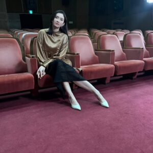 Saya Ichikawa Instagram - 麺鉄、新作！熊本と鹿児島で麺を食べまくりました。三角線、肥薩おれんじ鉄道、鹿児島本線、指宿枕崎線、にて
お時間許す方是非。
⁡
@jwavetimeandtide のゲストはuka代表取締役CEO 渡邉弘幸さん、NHKfm かけクラのテーマは夜xクラシック！
月曜日は稲垣吾郎さんのTokyoFM THE TRADにも出演します。
三連休でお暇な方。ぜひ。
⁡
BS TBS「麺鉄 ～メン食い鉄道　絶景の旅～」
真夏の九州へん
9/14 19:00〜20:54
⁡
J-WAVE 「Orient Star TIME AND TIDE」
毎週土曜　２１時〜
@jwavetimeandtide 
聴き逃しはPodcast版やRadikoにて
⁡
NHKfm 「x（かける）クラシック」
毎週日曜　１４：００〜１５：５０
毎週金曜　7:25〜
聴き逃しは らじるらじるにて
⁡
⁡
#麺鉄 の衣装は
#インナートップス @room306contemporary
#ボトムス @manon_official 
@susu_press
#ピアス @northworksfolk @utspr
#バッグ @rohseoul_jp @upspr
#シューズ @shaka_footwear
⁡
先日放送された NHKニュースーンの衣装は
#シャツ @rumblered_official @susu_press
#レーススカート @81branca @upspr
#ピアス @northworksfolk @utspr
#リング @somnium_22 @susu_press
⁡
でした！