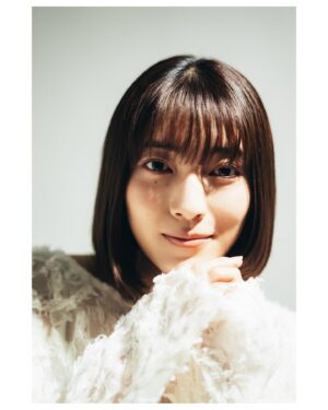 Sayu Kubota Instagram - ABCテレビ10月期ドラマL「離婚後夜」
金織香帆役を演じさせていただきます 🌙

現実と向き合ったとき、今まで保っていたバランスが崩れて失ってしまうものもあるけど、逆に与えてもらってたって実感できて、目の前にあるものだけを見つめてたら本当がわかって、寄り道だらけでも、確かに前に進めることを教えてもらっている気がする日々を今は過ごしています。失敗や経験は成功のもと。繊細な心の動きを見落とさずに導いてくれる監督お三方はじめ、素敵なキャストスタッフの皆さんと絶賛撮影中です。放送、ぜひ楽しみにしていてください。よろしくお願いします！

#離婚後夜
@dramal2_abctv