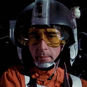 Sebastián De Caro Instagram - Algún día tendremos que hablar seriamente del segundo mejor piloto de la flota…el que sin poderes y hasta (en mi opinión) Poe Dameron, hizo del manejo del x-wing un arte. Wedge Antilles…