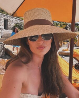 Selin Demiratar Instagram - 🌼☀️