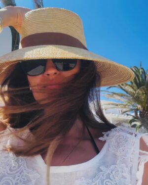 Selin Demiratar Instagram - 🌼☀️