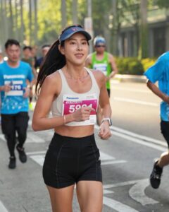 Actress Serena Fang HD Instagram Photos and Wallpapers September 2024
