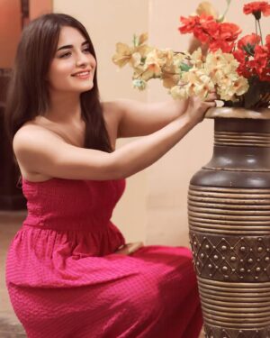 Shagun Sharma Instagram - Saranghe💜💜