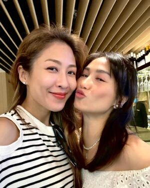 Sharon Chan Man-Chi Instagram - 十幾二十年的友誼
昨晚因為彩雲回來
大家可以一齊重聚
仲好難得有下場
一起夜蒲🥂
大家都好開心！
希望大家保持年青
多啲再聚👏❤️

#老朋友 
#識於微時
#無所不談
#笑到肚痛
#寶刀未老