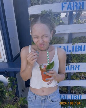 Shelby Simmons Instagram - I was beaching so hard 🏖️