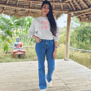 Sheriina Instagram - True independence is not just being alone, but having the courage to create your own path, guided by your inner strength and beliefs.

#sheriina #sherin #naturelover