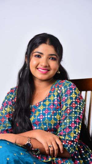 Sherin Thara Instagram - Stress less & enjoy the best✨
.
.
.
Wearing @same_pinchi 
.
.
.
.
.
.
#babysherin #babymayu #mayu #vijayteleviaion #trendingreels #trending #reels #viral #explorepage #explore #fun #baakylakshmi #today #instagram #insta