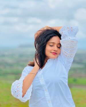 Shilpa Thakre Instagram - ❣️✨❣️

#shilpathakre #expressionqueen #love #cute #travel #travelphotography #travelgram #nashik