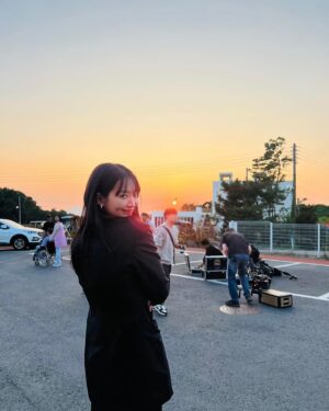 Shin Min-a Instagram - Loss Zero 🤎

#손해보기싫어서 #nogainnolove