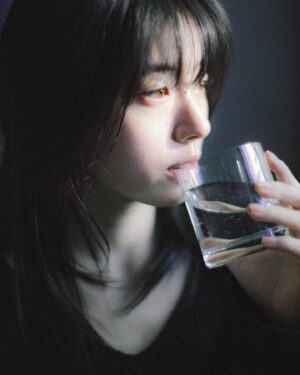 Shin Se-hwi Instagram - buzesil0.me/at/?idx=14
낮잠, 세휘 photo book