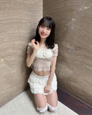 Shinzawa Nao Instagram - 今日の私服どーかな🩰🎶

#彼女の私服がかわいい #バレエコア #andmary