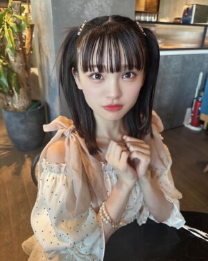 Shinzawa Nao Instagram - 少食やけど美味しそうに食べるから色んな所連れて行ってね♡

#彼女の私服がかわいい #oneafteranotherniceclaup #niceclaup_ootd #大阪カフェ #心斎橋カフェ #心斎橋ランチ #ootd