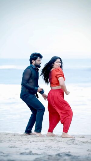 Shobanaa Uthaman Instagram - Chuttamalle ♥️ 
Inframe and choreography: @iammanas_manu 
VC : @gokul_krishnan_1010 
.
.
.
.
.
.

#Reel#tamil#tamilreels#tamilsong#reeltoreel#reelvideo#reelsinstagram#reelsindia#reels#reel#reelslife#reelitfeelit#reellife#kollywood#instagood#instavideow#saree#sareelove#TamilPonnu#trending#tamilcomedy#vijaytv#vijaytvserial#vijaytelevision#vijaytvshow#muthazhagu