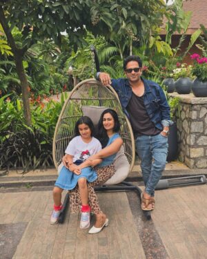 Shwetha Srivatsav Instagram - YAY, IT'S MY BIRTHDAY! 🎉 Birthday week is officially in overdrive! Just got back, and I’m already off again—because clearly, cake is more important than sleep. 🍰 'Birthdays: nature's way of saying, eat more cake and act like a kid.' Thanks for all the love, you guys are the real party starters! 🙌✨ Stay tuned for more photos, videos, and maybe a few questionable dance moves. 📸💃

#Sep4thBorn #FridayBorn #Birthday