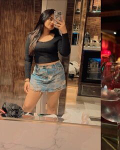 Actress Siddhi Idnani HD Instagram Photos and Wallpapers August 2024