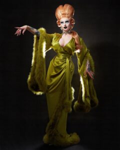Sigourney Beaver Most Liked Photos and Posts